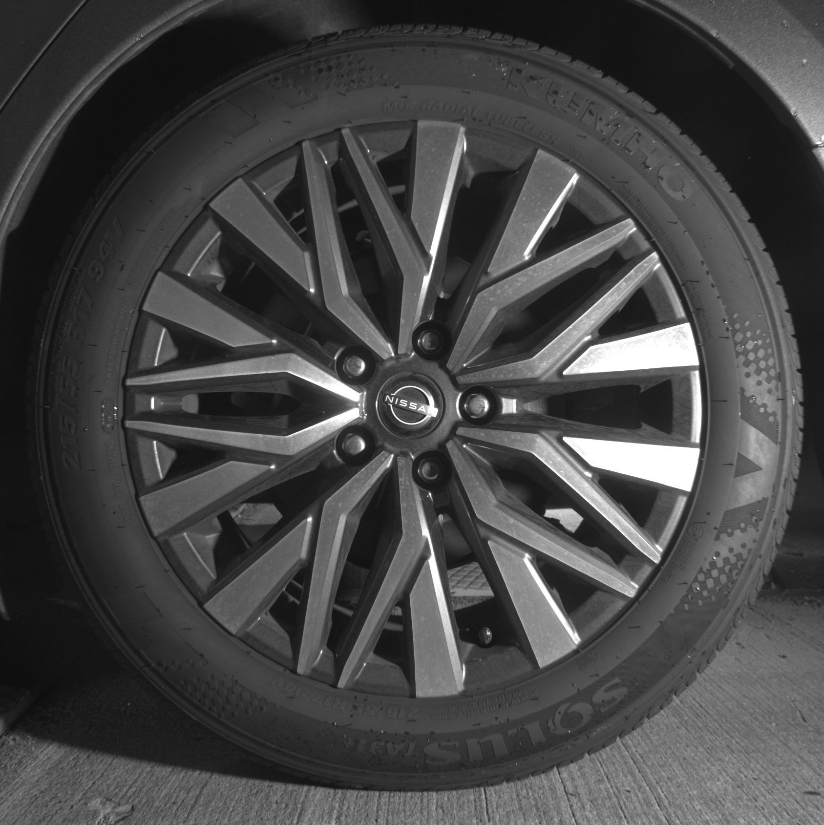 Used 2025 Nissan Altima 2.5 SV FWD image 14