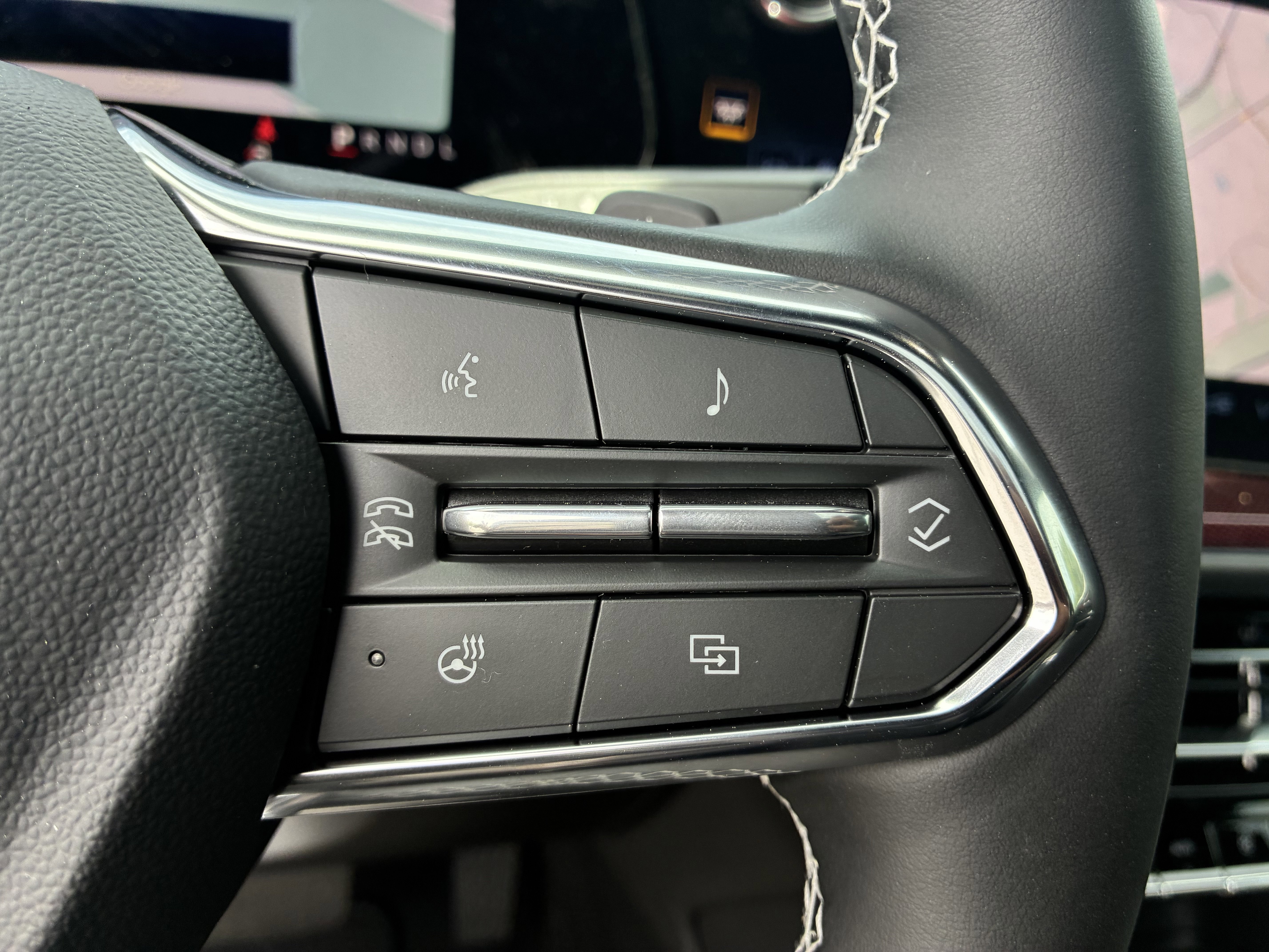 New 2026 Chevrolet Traverse Z71 w/ Enhanced Driving Package AWD/4WD image 31