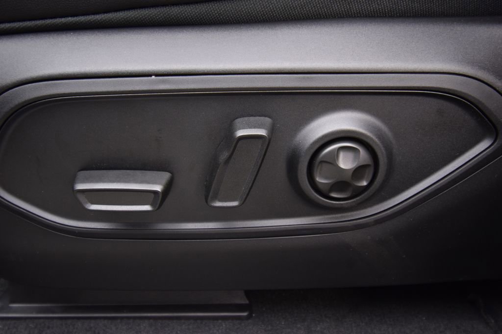 New 2026 Jeep Grand Cherokee L 4WD image 31