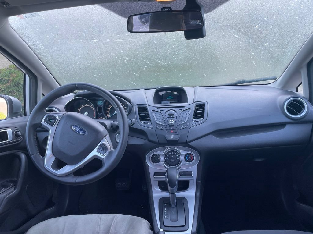 Used 2014 Ford Fiesta SE FWD image 9
