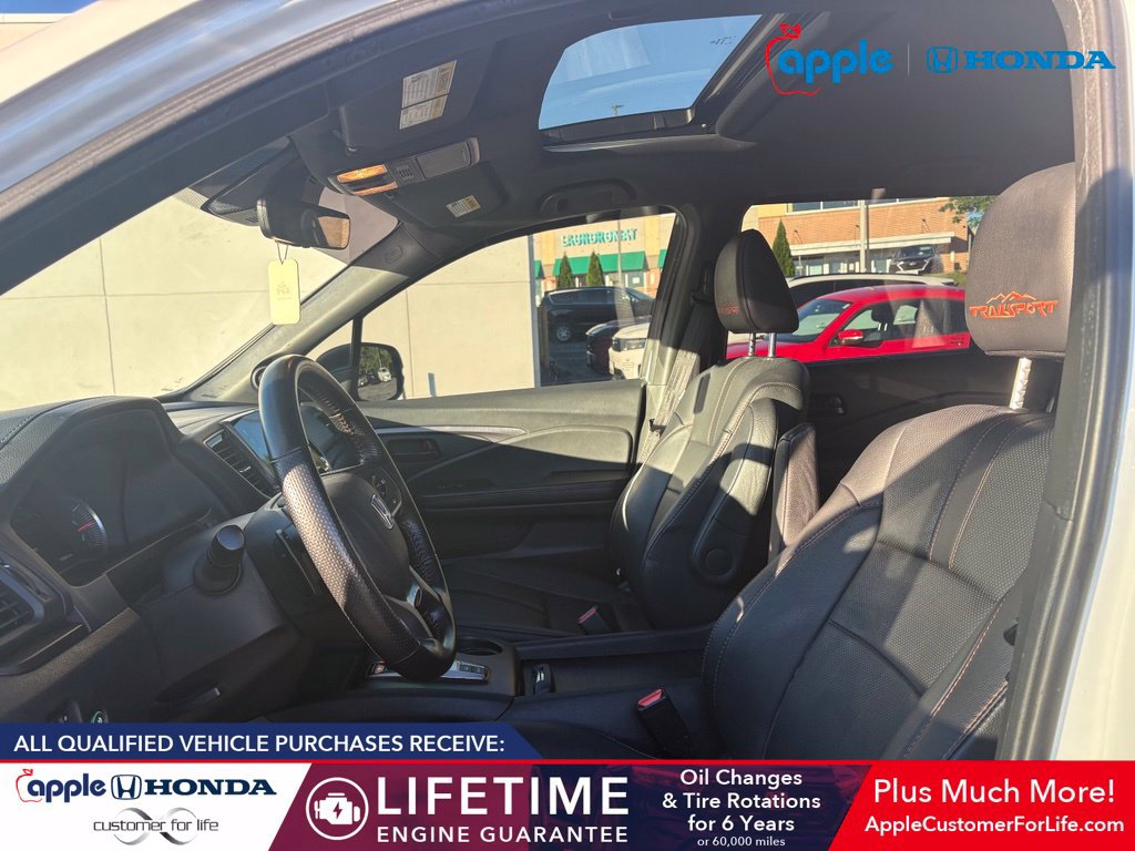 Used 2022 Honda Pilot TrailSport image 6