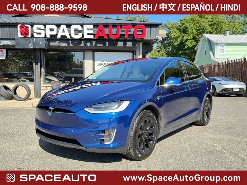 Used 2018 Tesla Model X 100D AWD/4WD image 1
