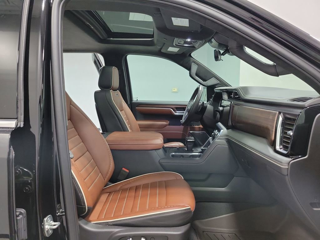 Used 2025 GMC Sierra 1500 Denali Ultimate image 15