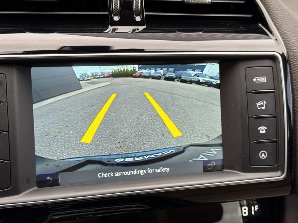 Used 2018 Jaguar F-PACE Prestige image 23