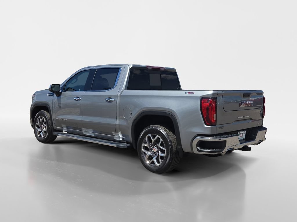 Used 2023 GMC Sierra 1500 SLT w/ SLT Premium Package AWD/4WD image 3