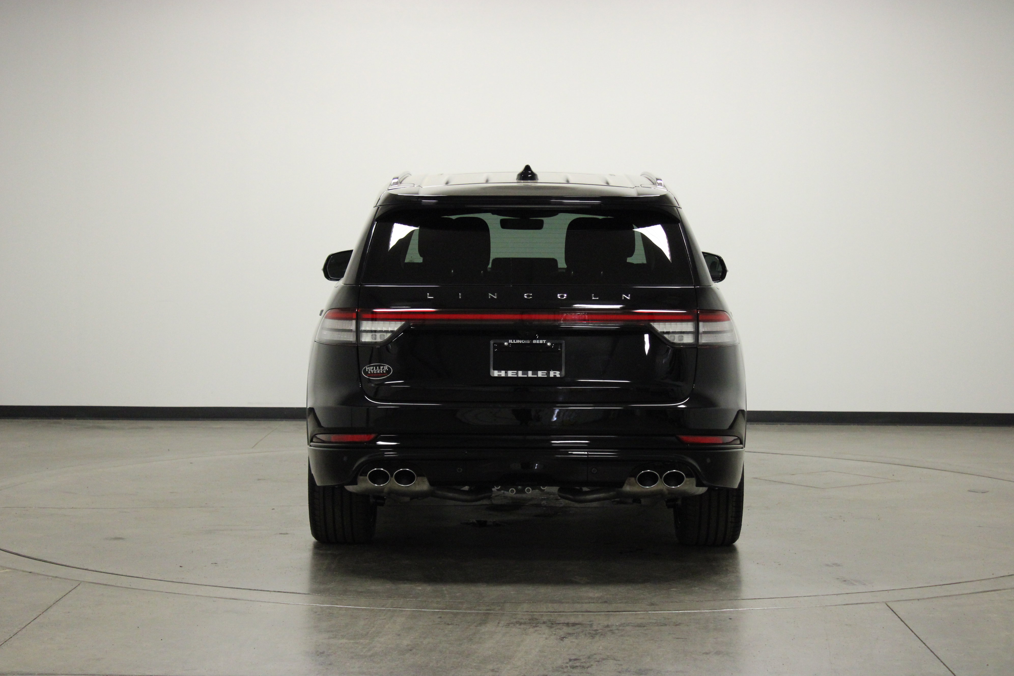 New 2026 Lincoln Aviator Reserve w/ Jet Appearance Package image 7