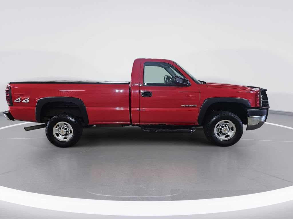 Used 2004 Chevrolet Silverado 2500 W/T w/ Snow Plow Prep Package AWD/4WD image 2