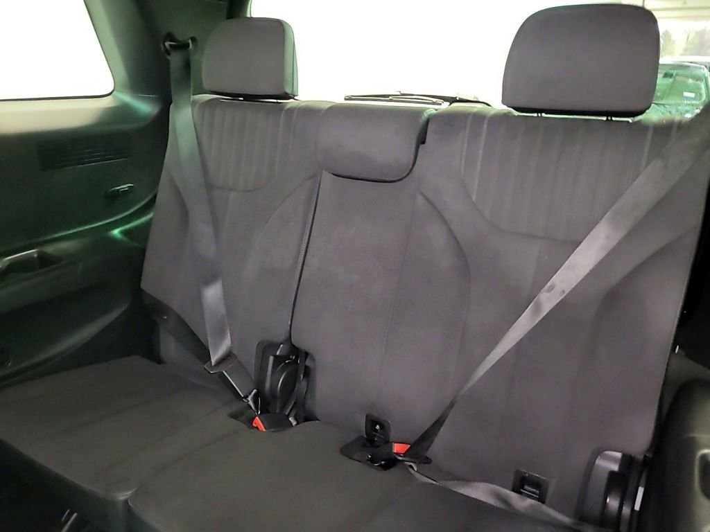 Used 2025 Hyundai Palisade Calligraphy image 12