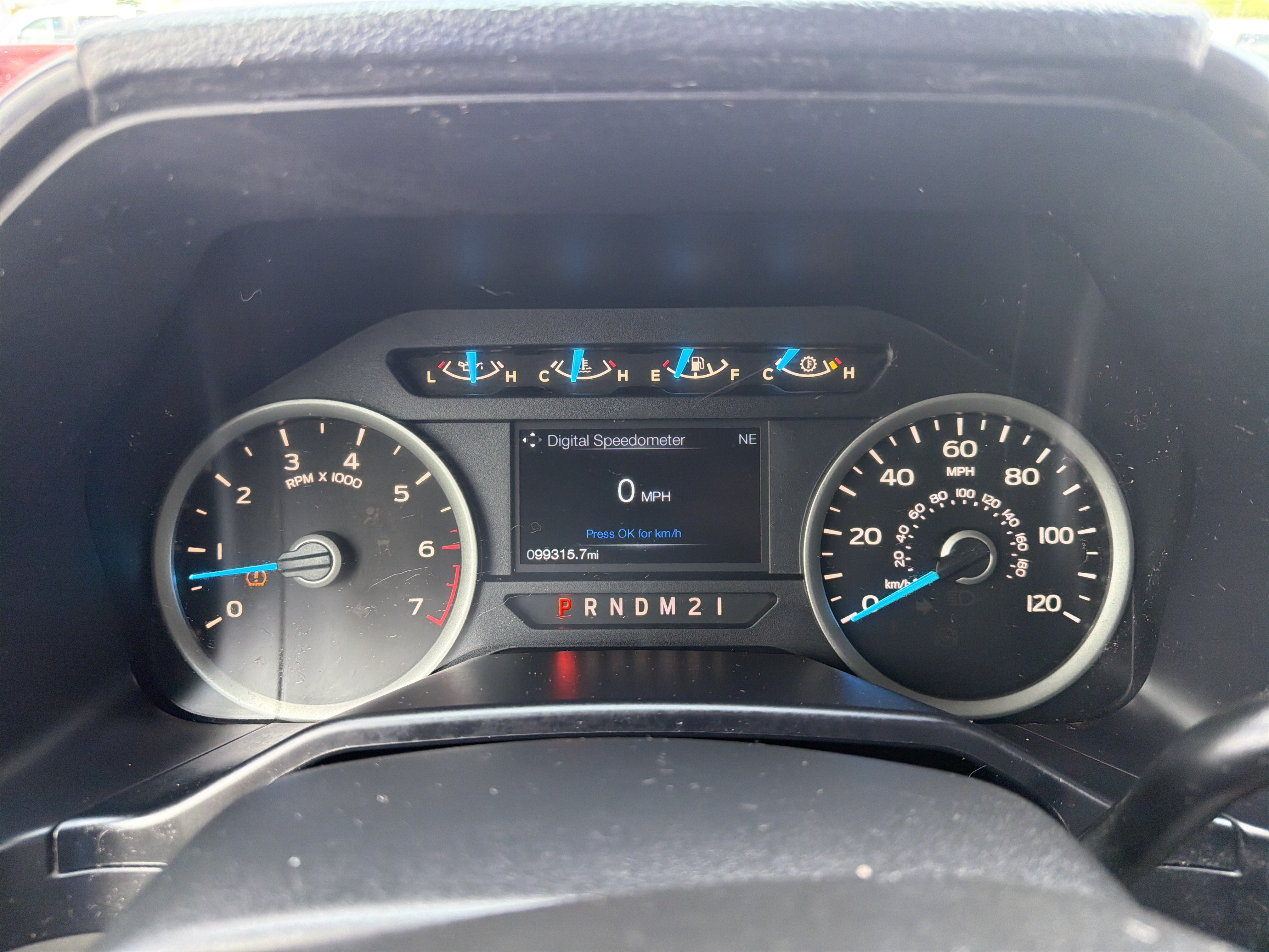 Used 2016 Ford F150 XLT w/ Equipment Group 302A Luxury AWD/4WD image 23