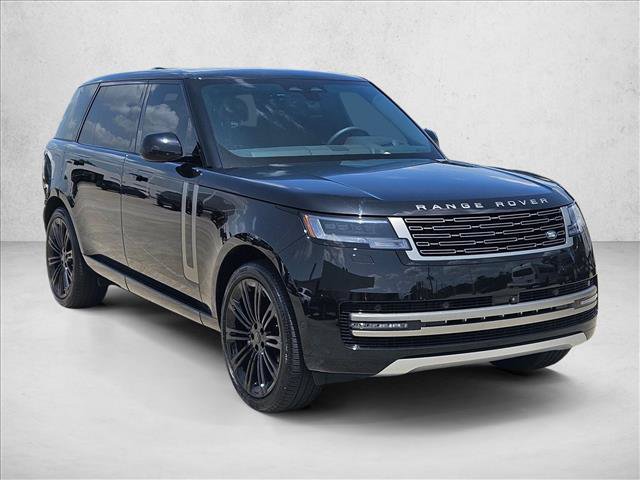 Used 2026 Land Rover Range Rover Long Wheelbase SE AWD/4WD image 3