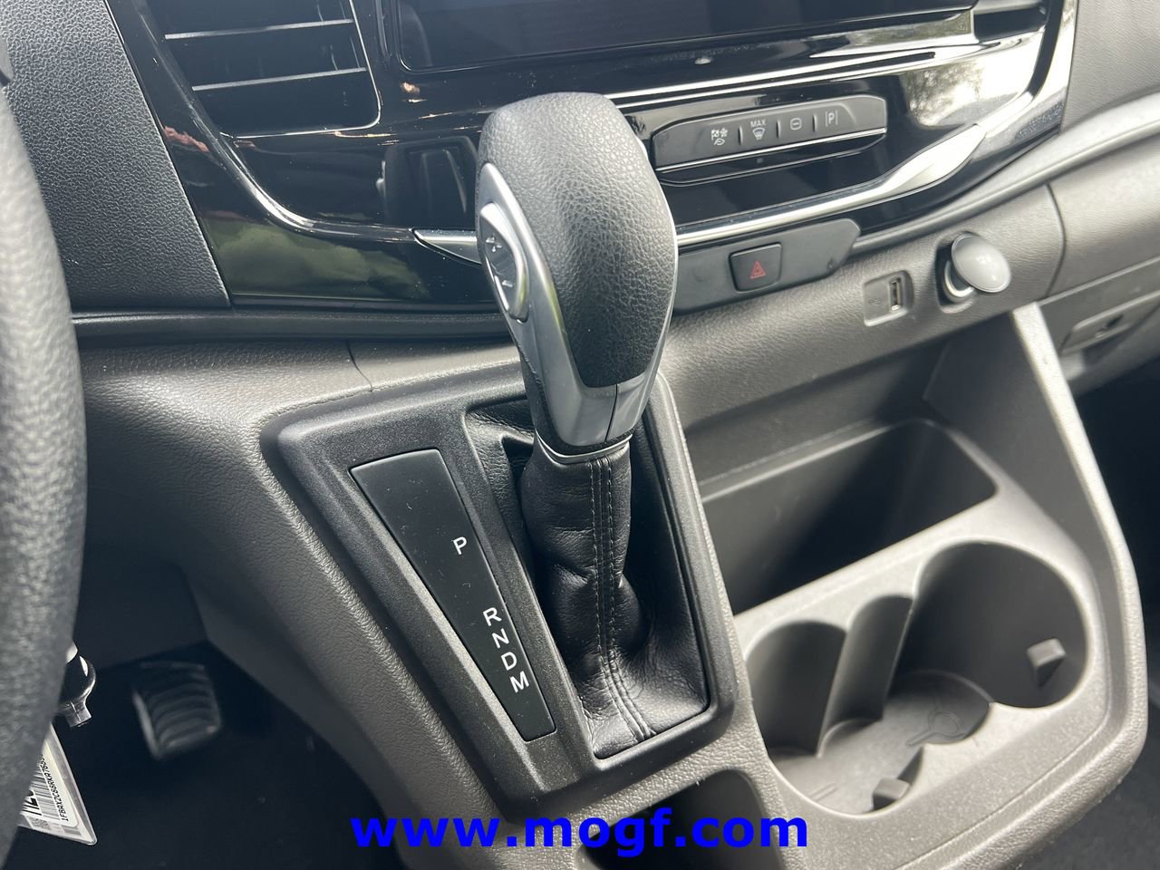 Used 2024 Ford Transit 350 XLT image 9