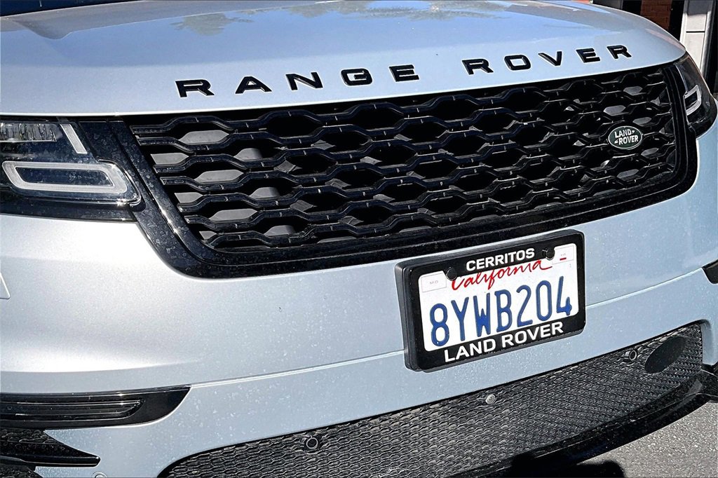 Used 2021 Land Rover Range Rover Velar R-Dynamic S image 31