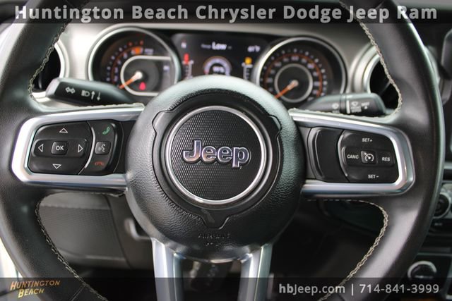 Used 2023 Jeep Wrangler Sahara image 17