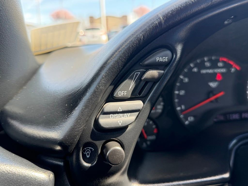 Used 2000 Chevrolet Corvette Convertible image 19