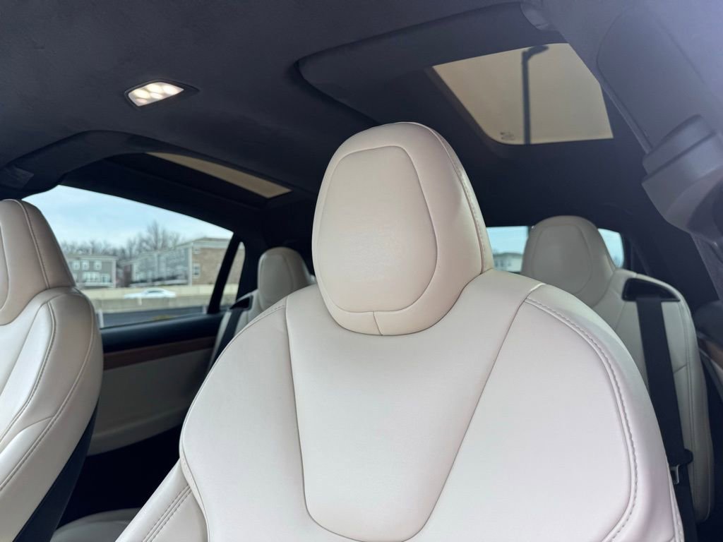 Used 2020 Tesla Model X Long Range image 19