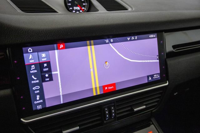 Used 2019 Porsche Cayenne S w/ Premium Plus Package image 54