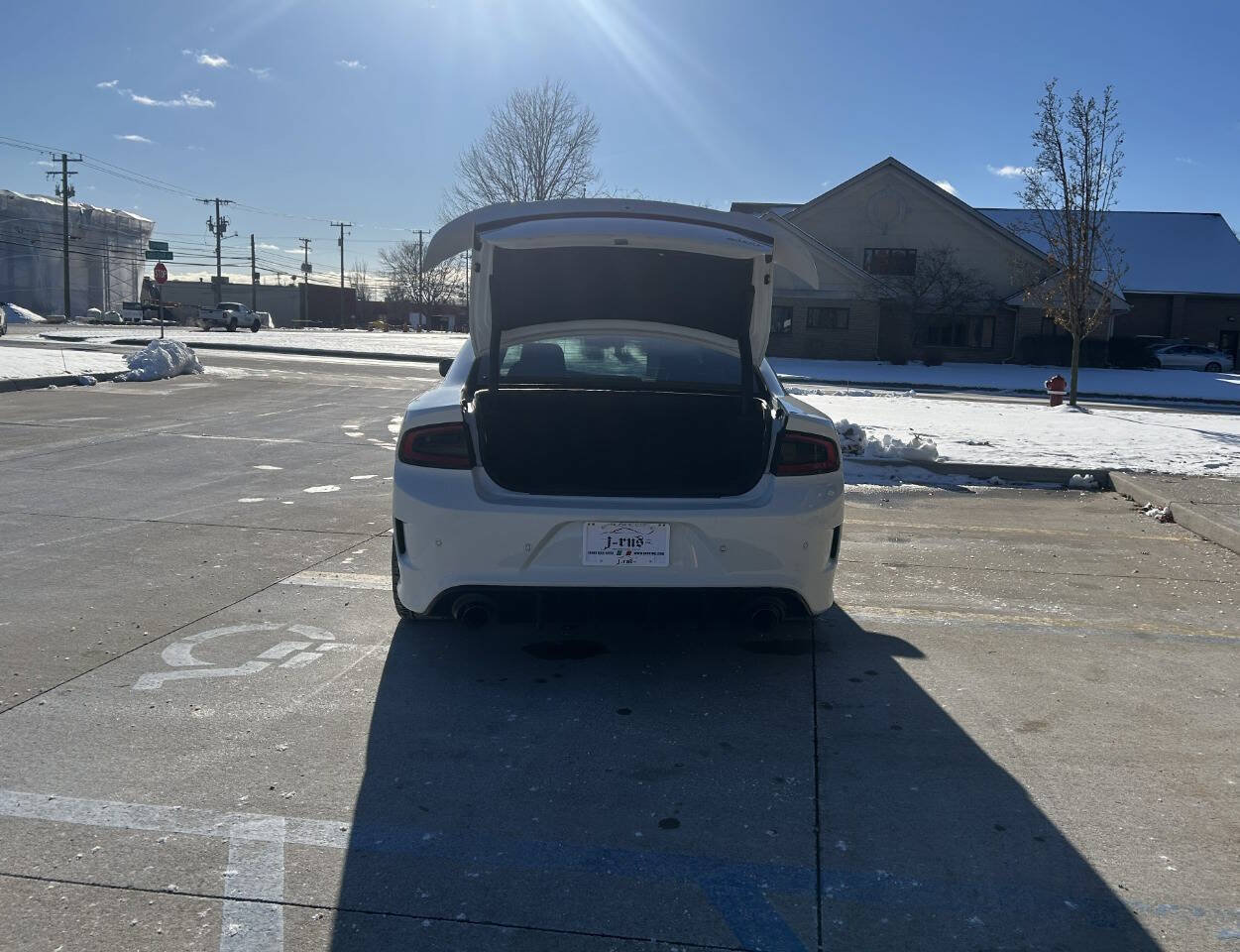 Used 2018 Dodge Charger SRT w/ Technology Group image 8