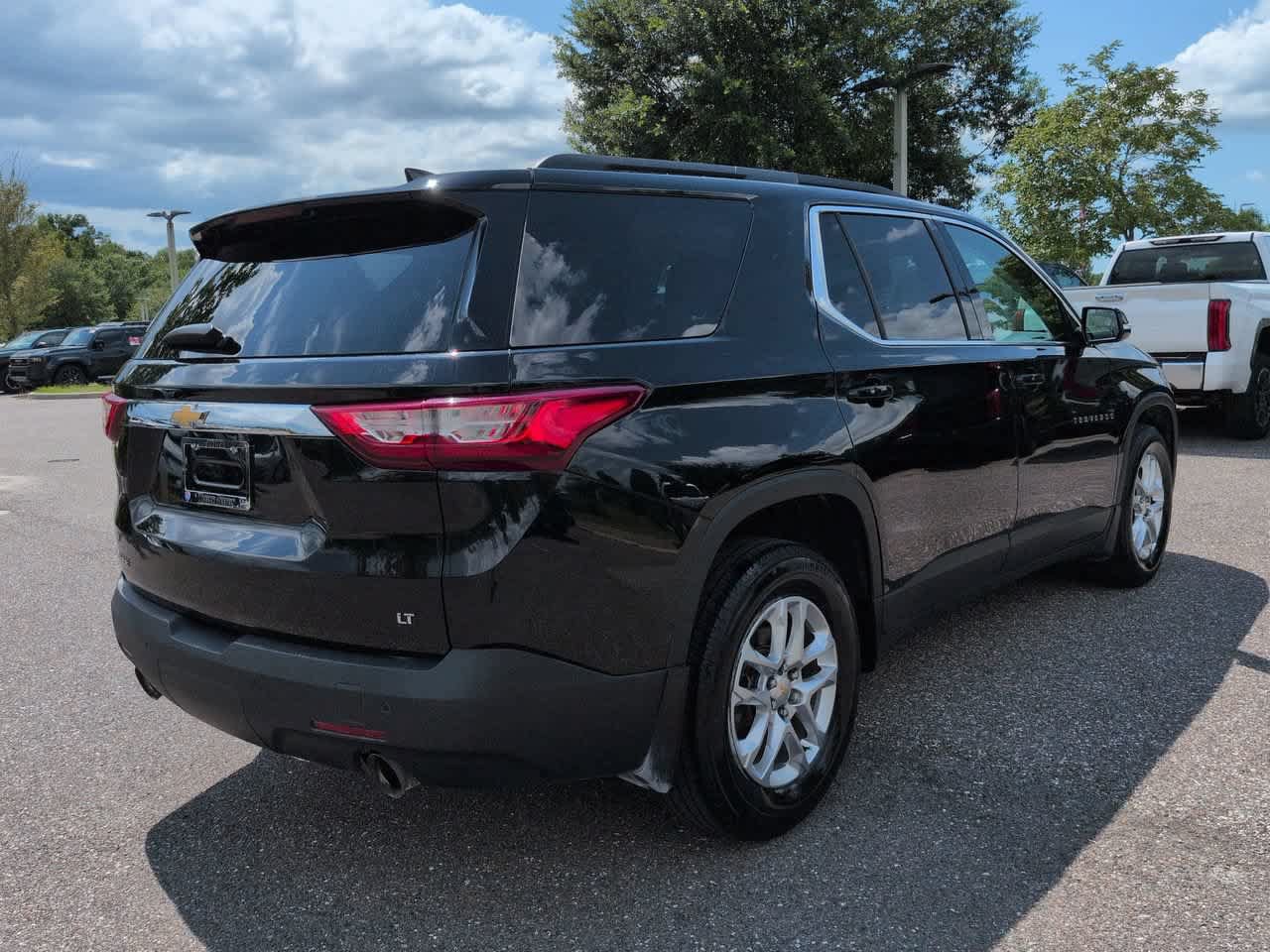 Used 2019 Chevrolet Traverse LT FWD image 6