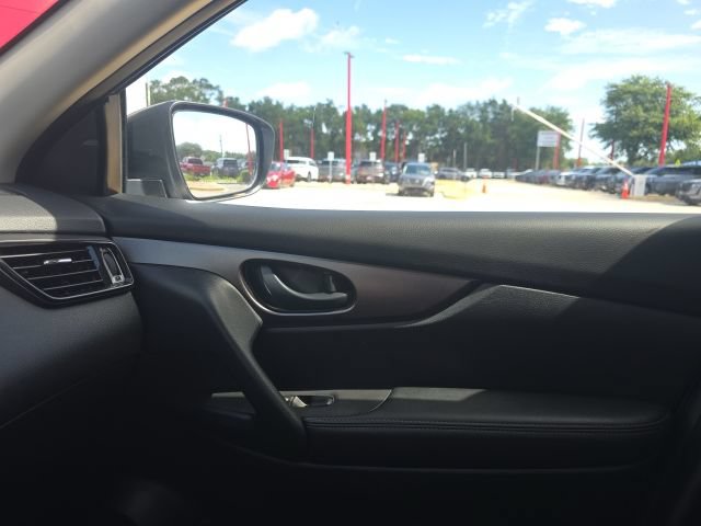Certified 2021 Nissan Rogue Sport S FWD image 21