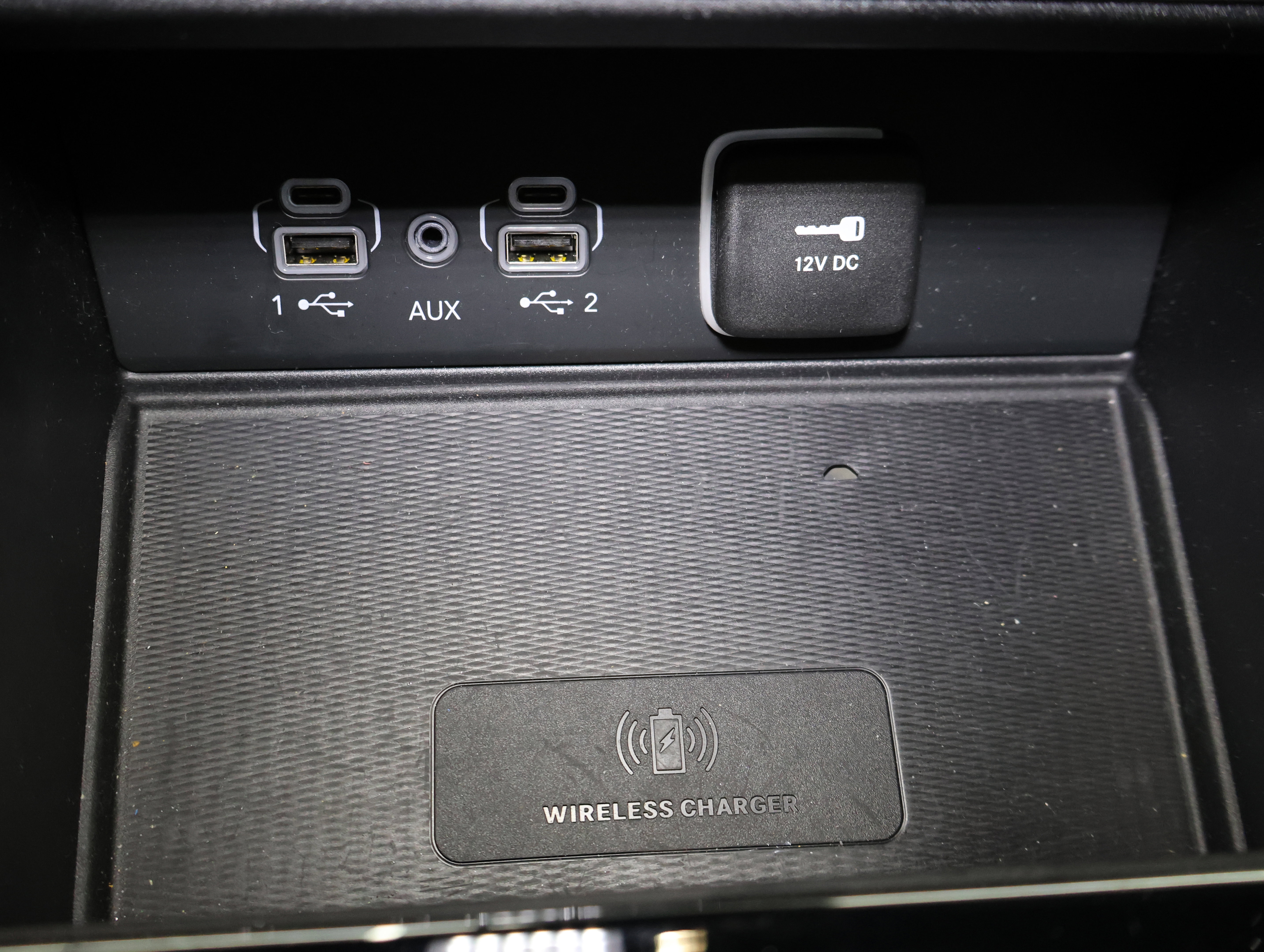 Used 2025 Jeep Grand Cherokee Limited w/ Luxury Tech Group II image 54