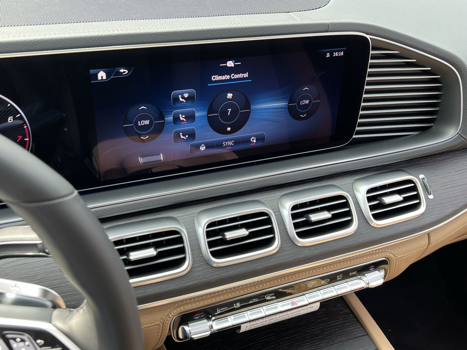 New 2026 Mercedes-Benz GLE 350 4MATIC image 26