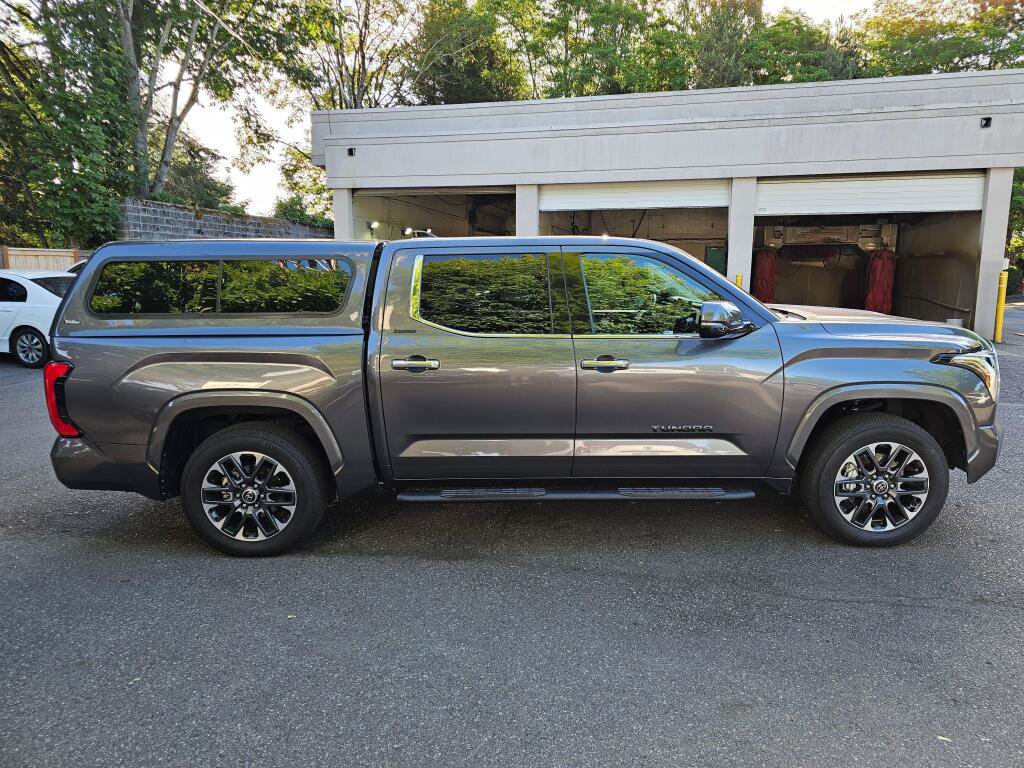 Used 2023 Toyota Tundra Limited w/ Power Package AWD/4WD image 8