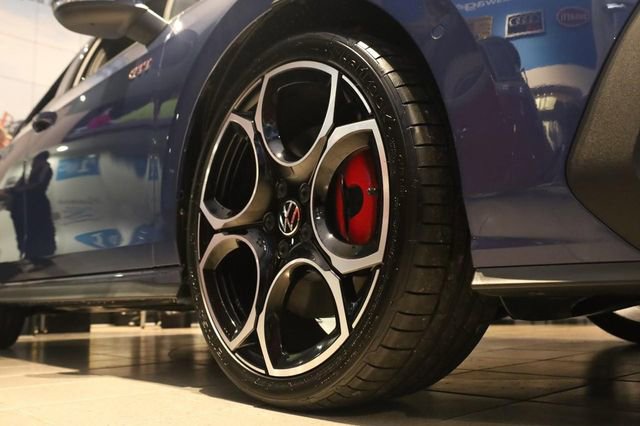 New 2026 Volkswagen GTI Autobahn image 3