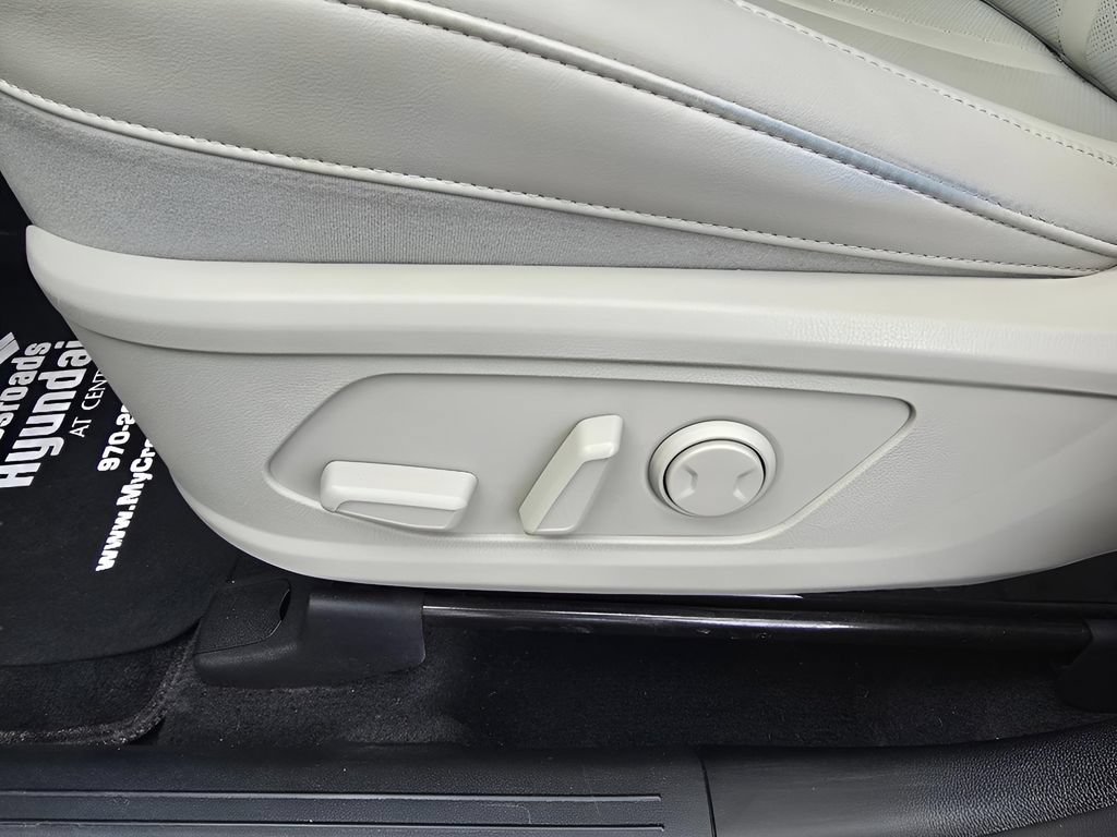 Used 2022 Kia Sorento EX FWD image 13