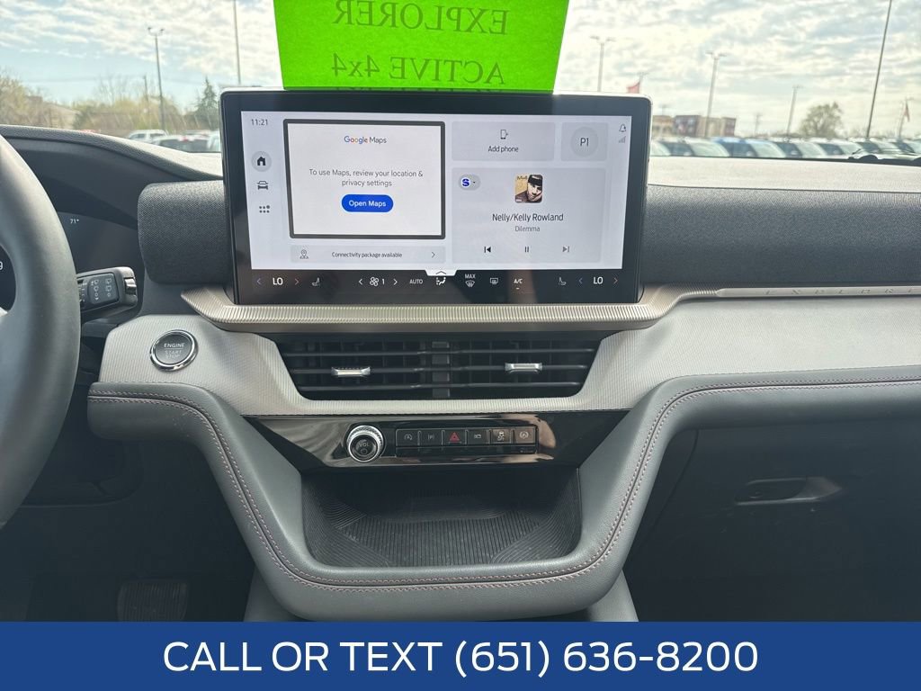 Used 2025 Ford Explorer Active AWD/4WD image 17