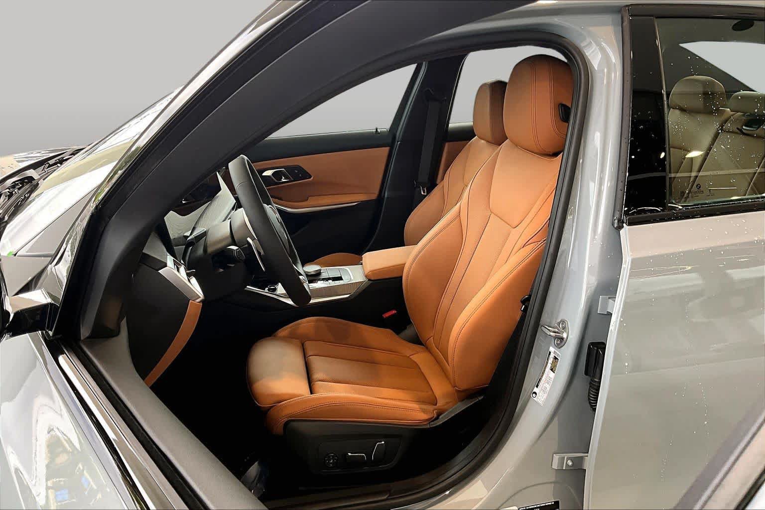 New 2026 BMW 330i Sedan w/ M Sport Package RWD image 9