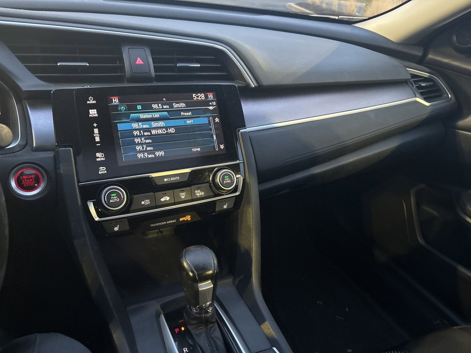 Used 2018 Honda Civic EX-T image 3