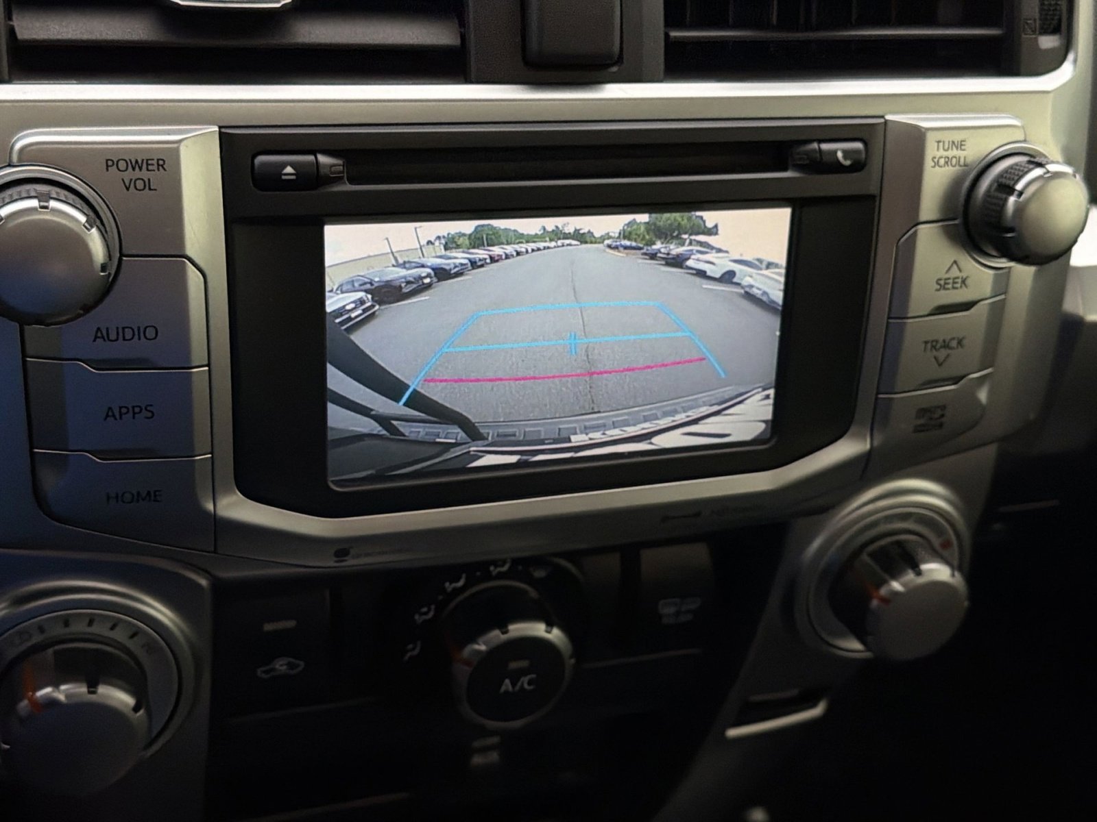 Used 2018 Toyota 4Runner SR5 Premium AWD/4WD image 31