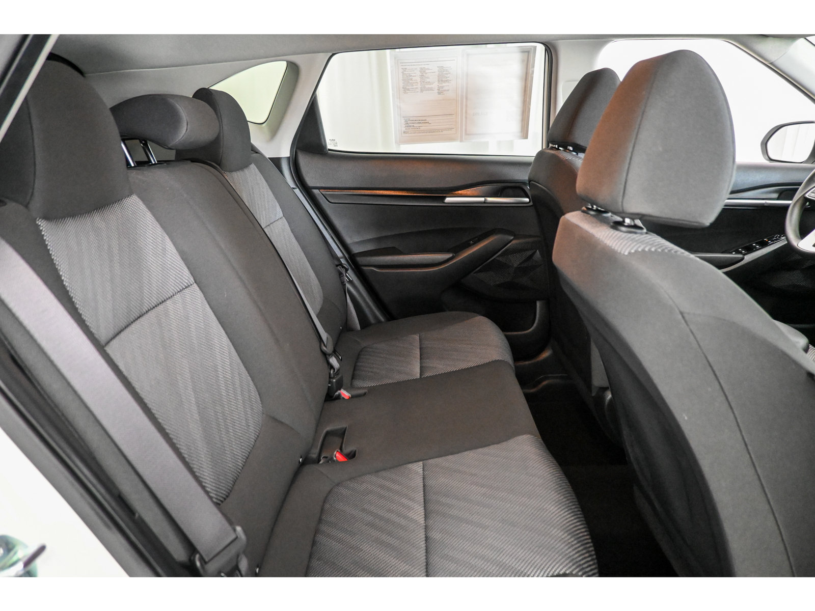 Certified 2025 Kia Seltos LX AWD/4WD image 19