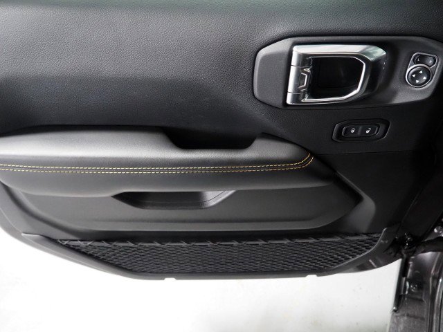 Used 2025 Jeep Wrangler 4xe Sahara w/ Safety Group AWD/4WD image 54