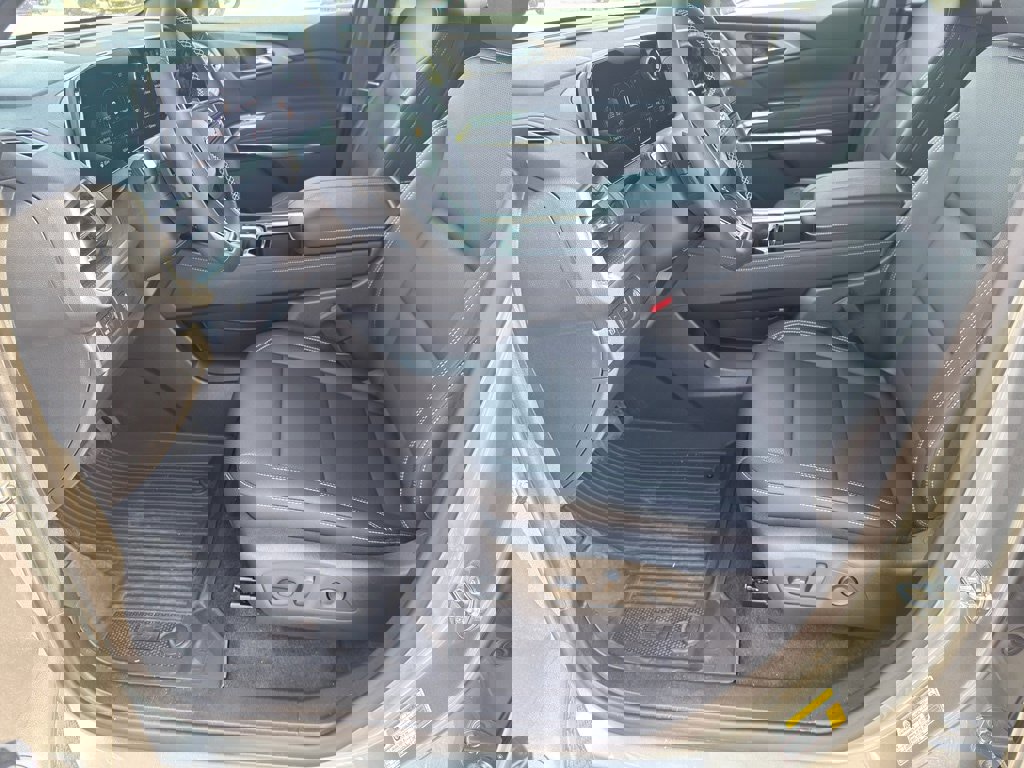 New 2026 Chevrolet Traverse LT w/ Sun and Wheel Package image 8