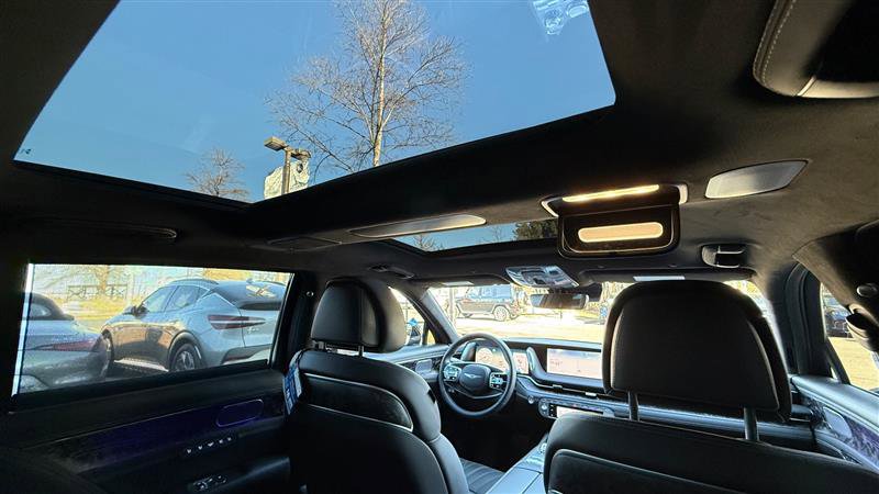 Used 2024 Genesis G90 3.5T image 43