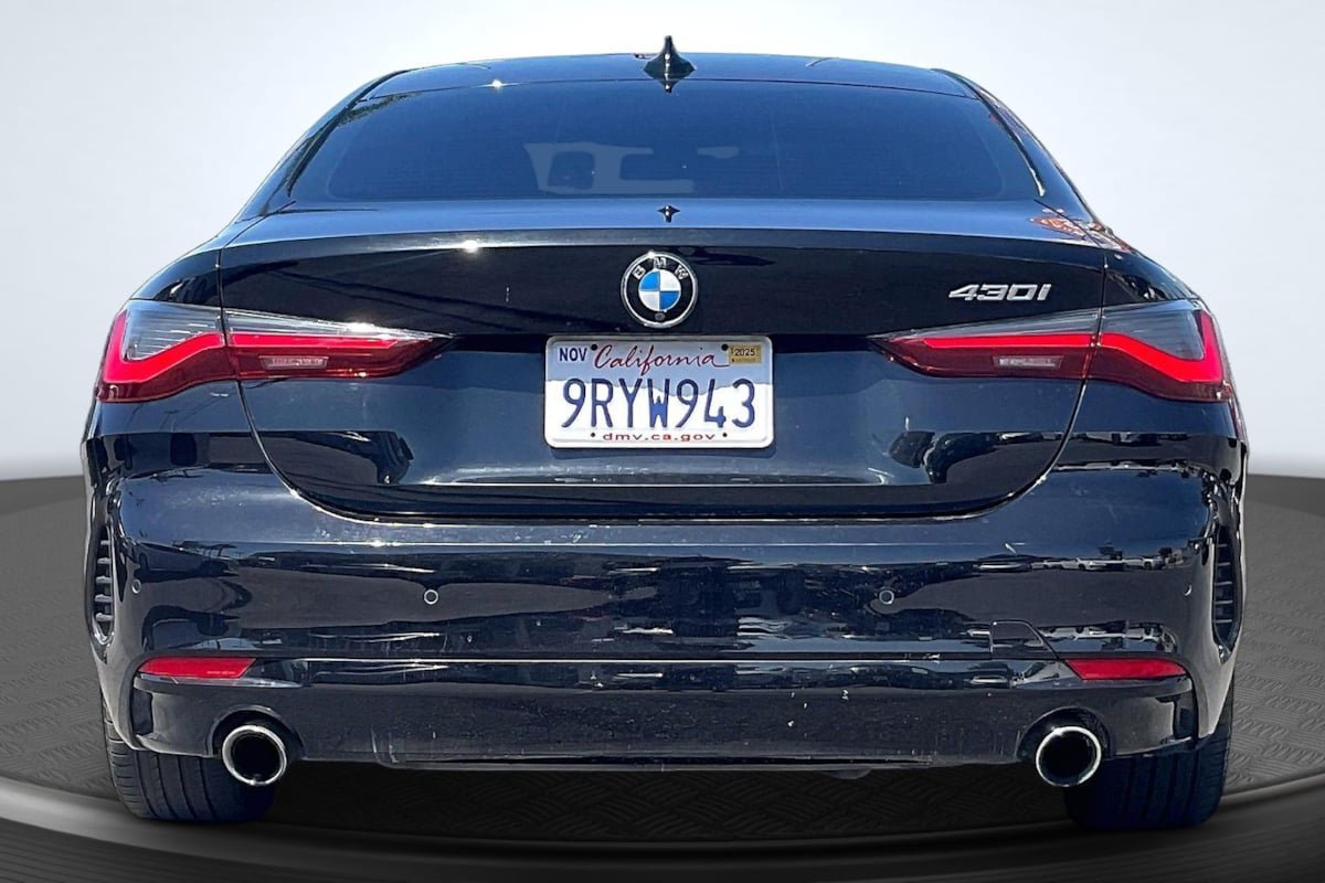 Used 2021 BMW 430i Coupe w/ Convenience Package RWD image 4