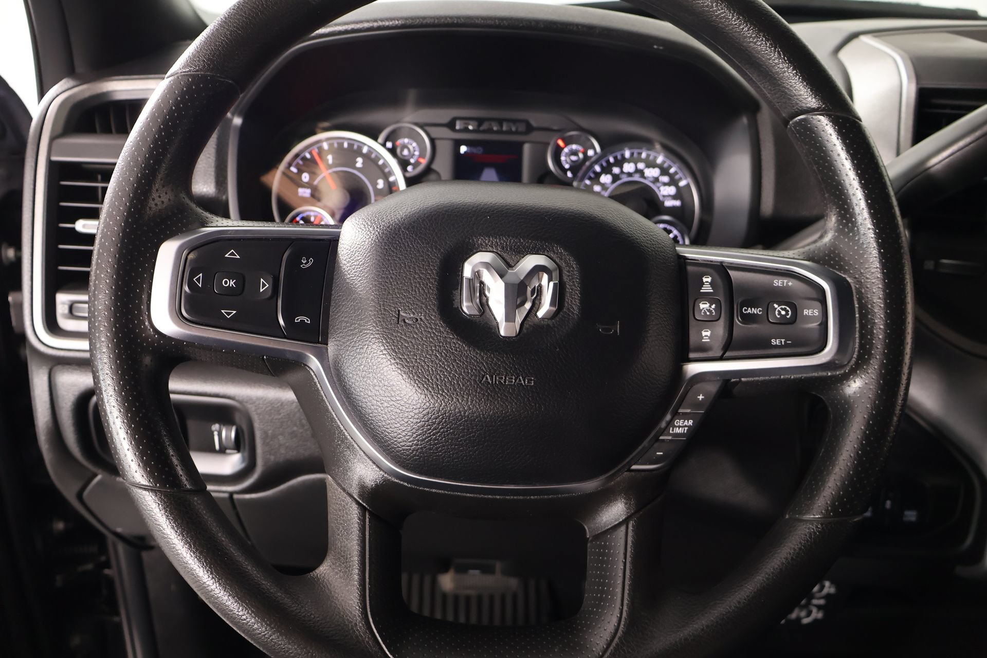 Used 2025 RAM 2500 Tradesman AWD/4WD image 3