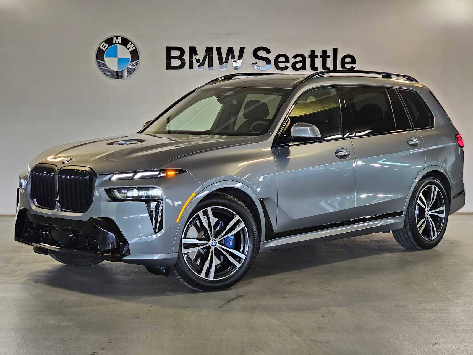 Used 2026 BMW X7 xDrive40i w/ M Sport Package