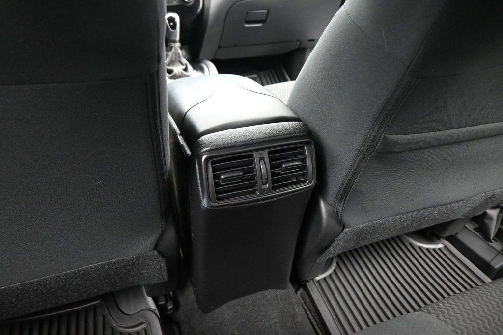 Used 2022 Nissan Rogue Sport S FWD image 13