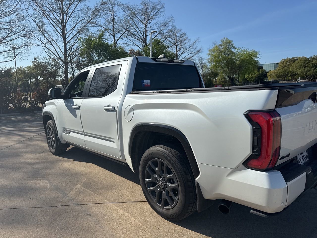 Used 2025 Toyota Tundra Platinum image 3