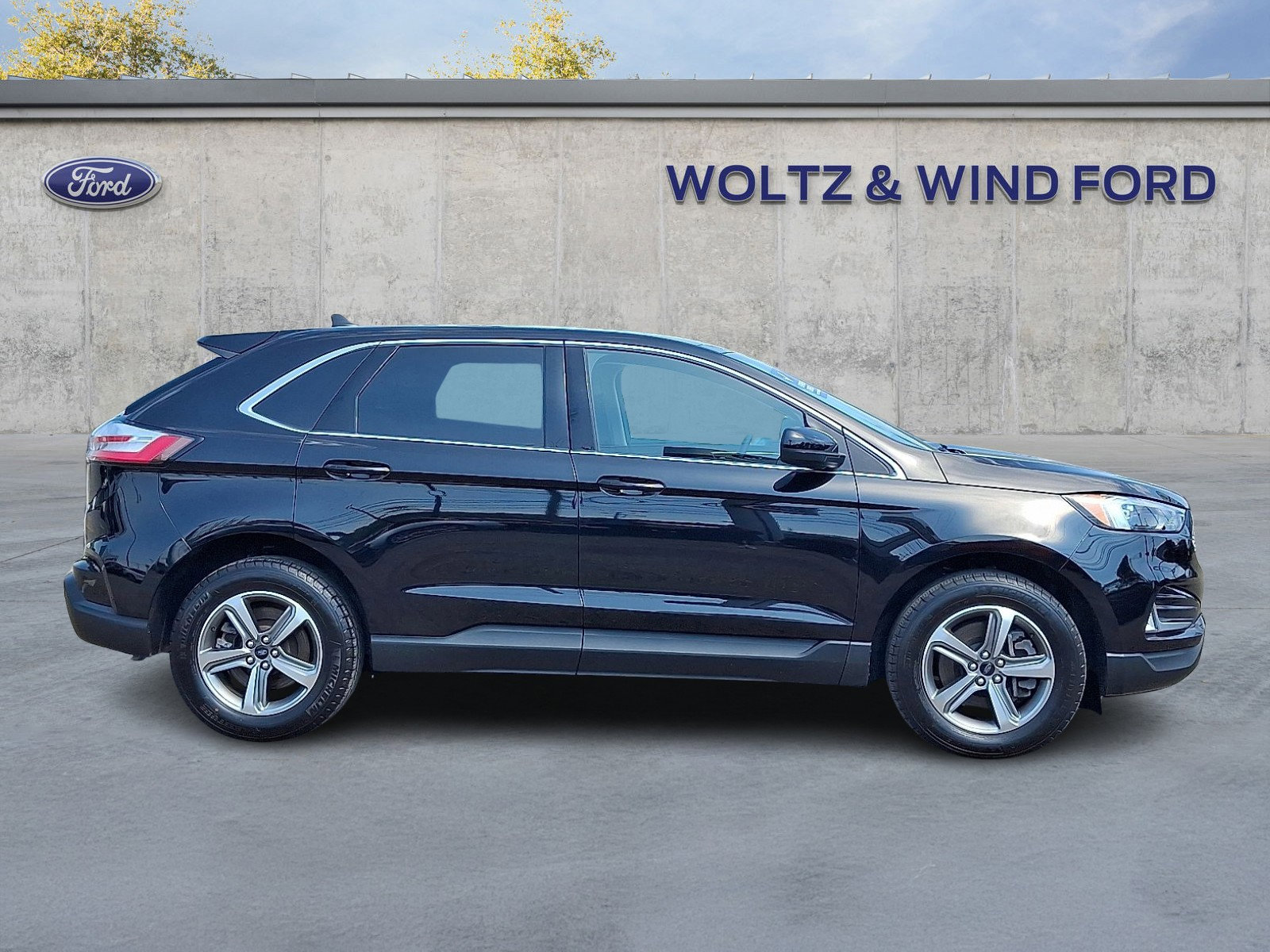 Used 2024 Ford Edge SEL w/ Convenience Package AWD/4WD image 7