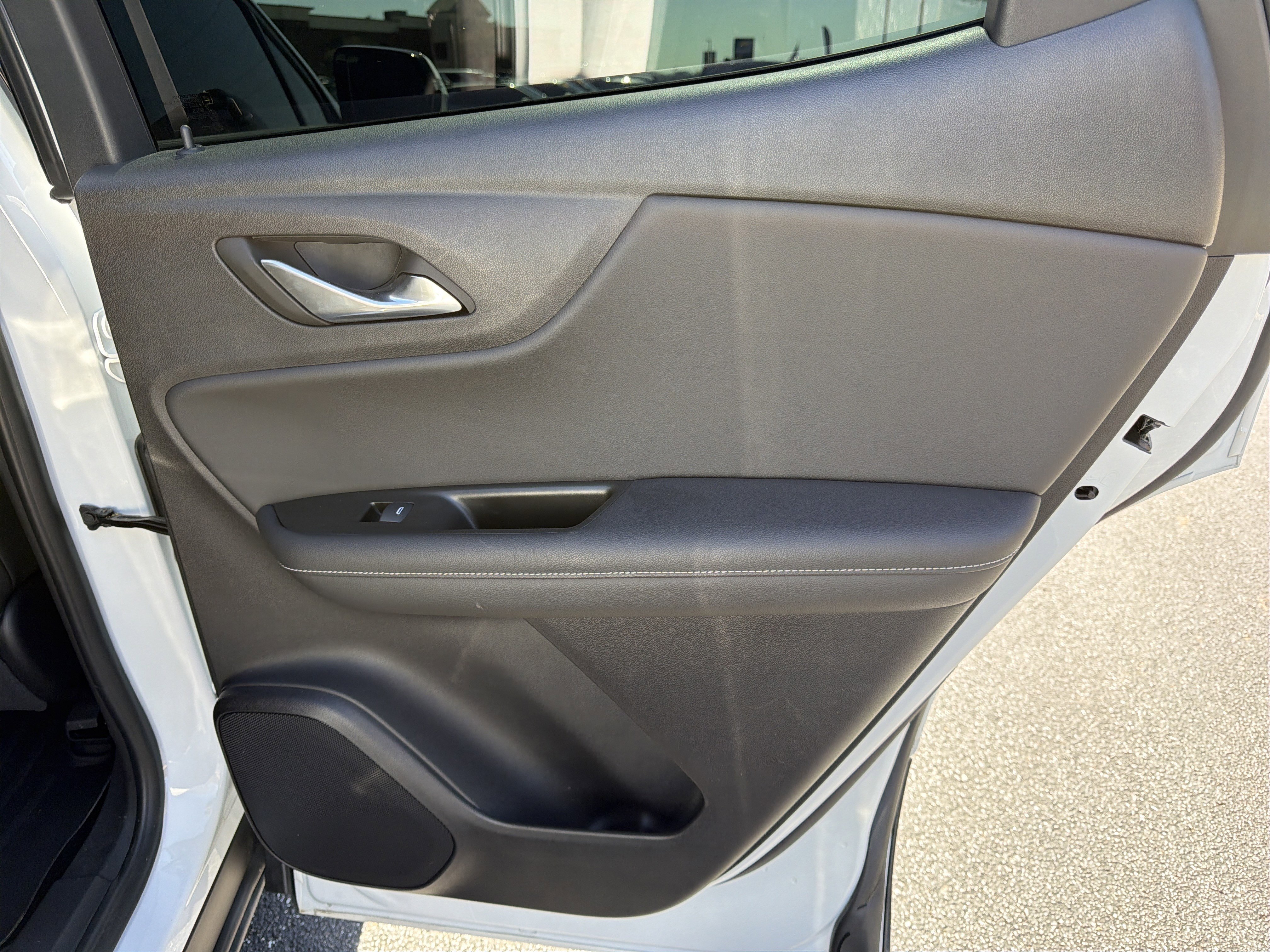 Used 2024 Chevrolet Blazer LT w/ Sound & Technology Package image 16