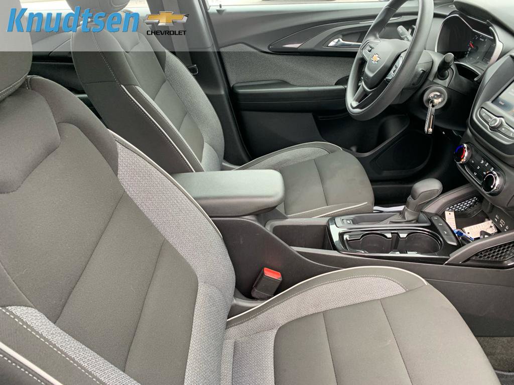 Used 2022 Chevrolet TrailBlazer LS image 11