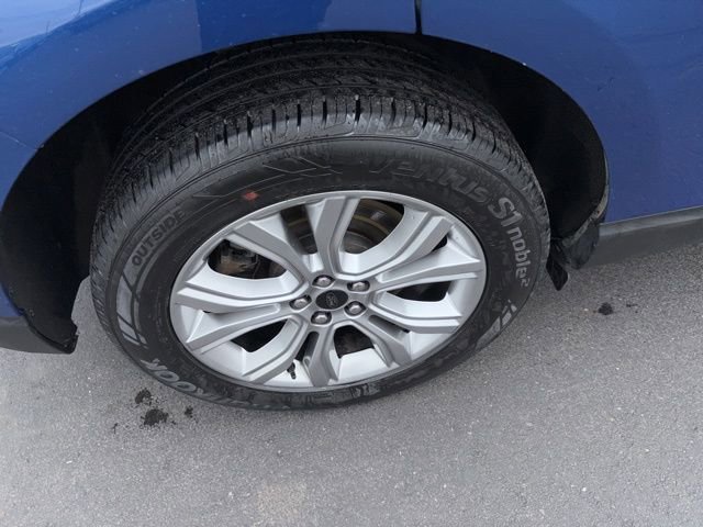 Certified 2024 Ford Edge Titanium AWD/4WD image 4