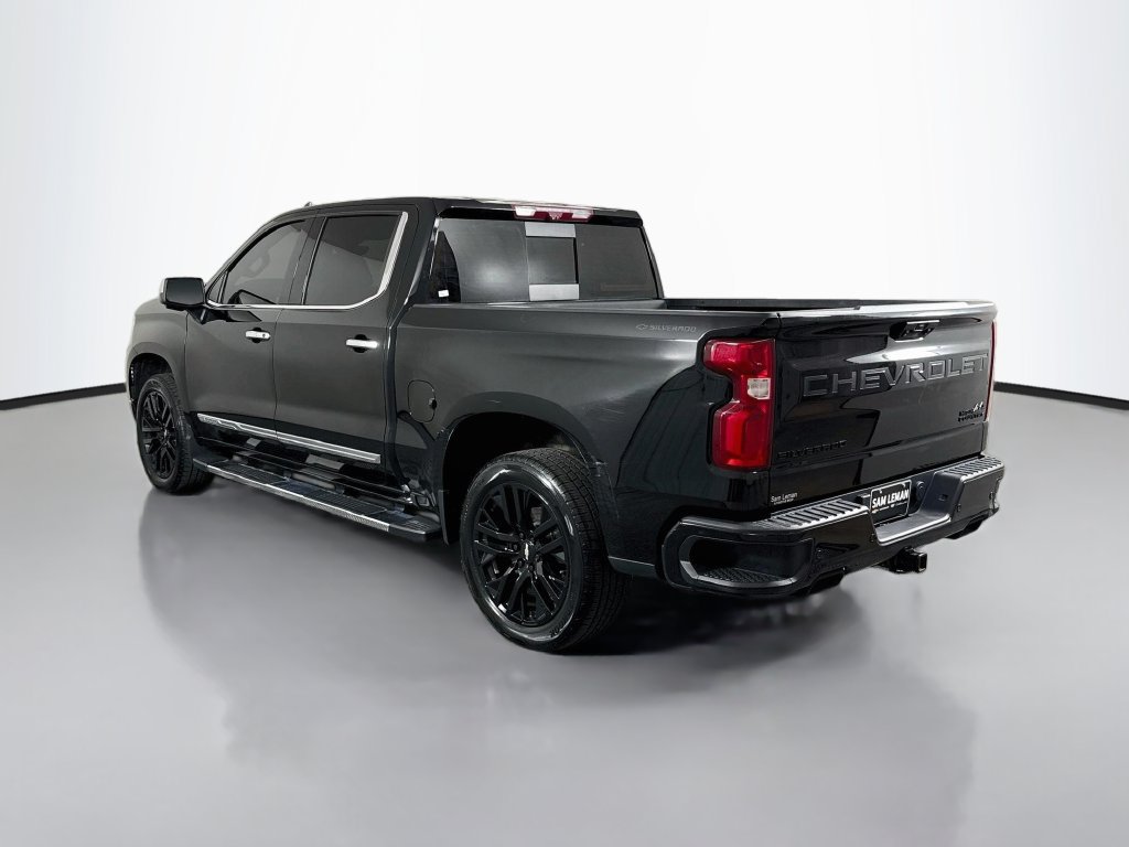 Used 2023 Chevrolet Silverado 1500 High Country w/ Technology Package AWD/4WD image 5