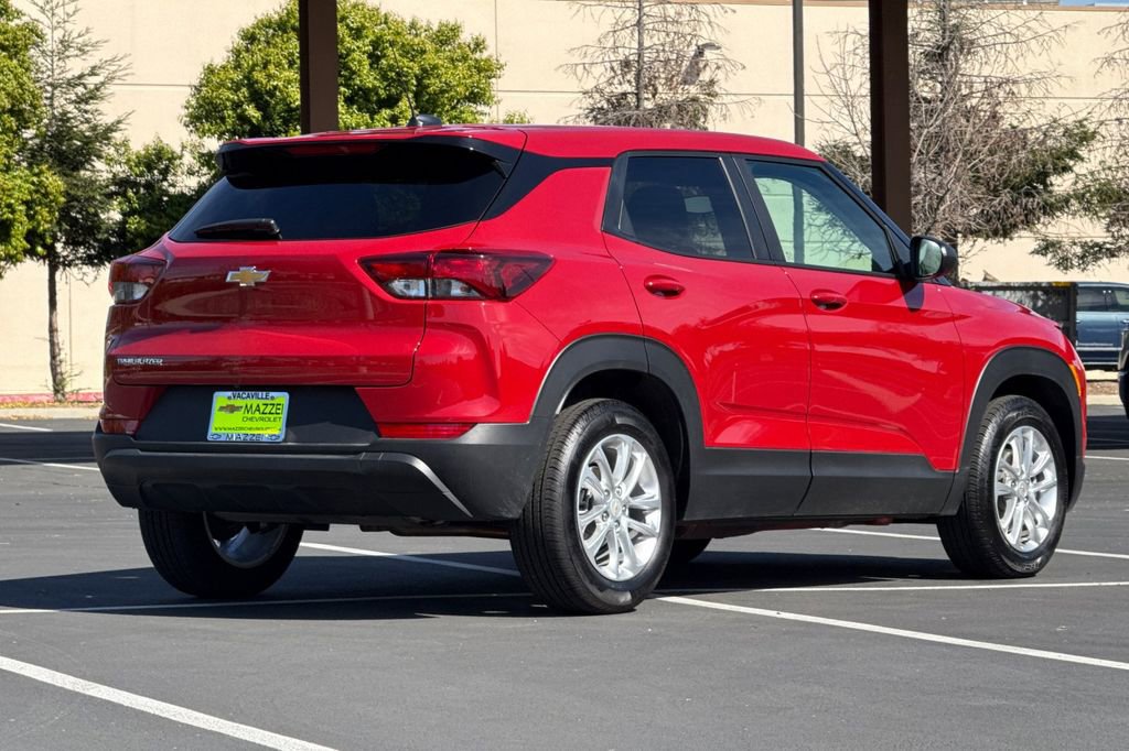 Used 2026 Chevrolet TrailBlazer LS w/ LS Convenience Package image 11