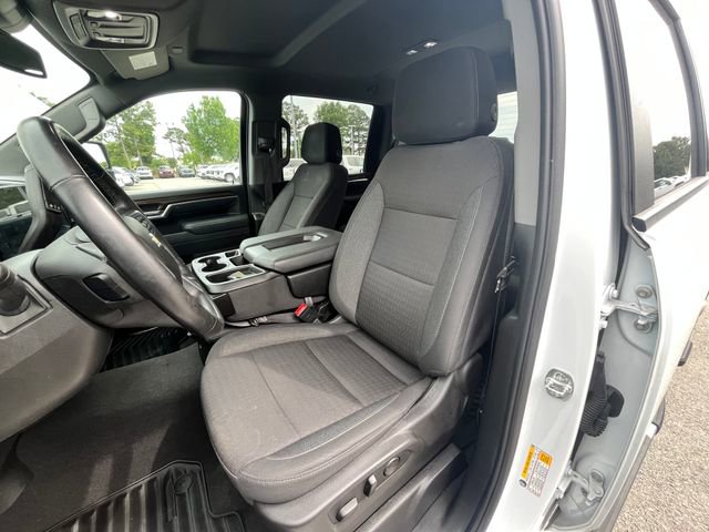 Used 2025 Chevrolet Silverado 2500 LT w/ Safety Package AWD/4WD image 9