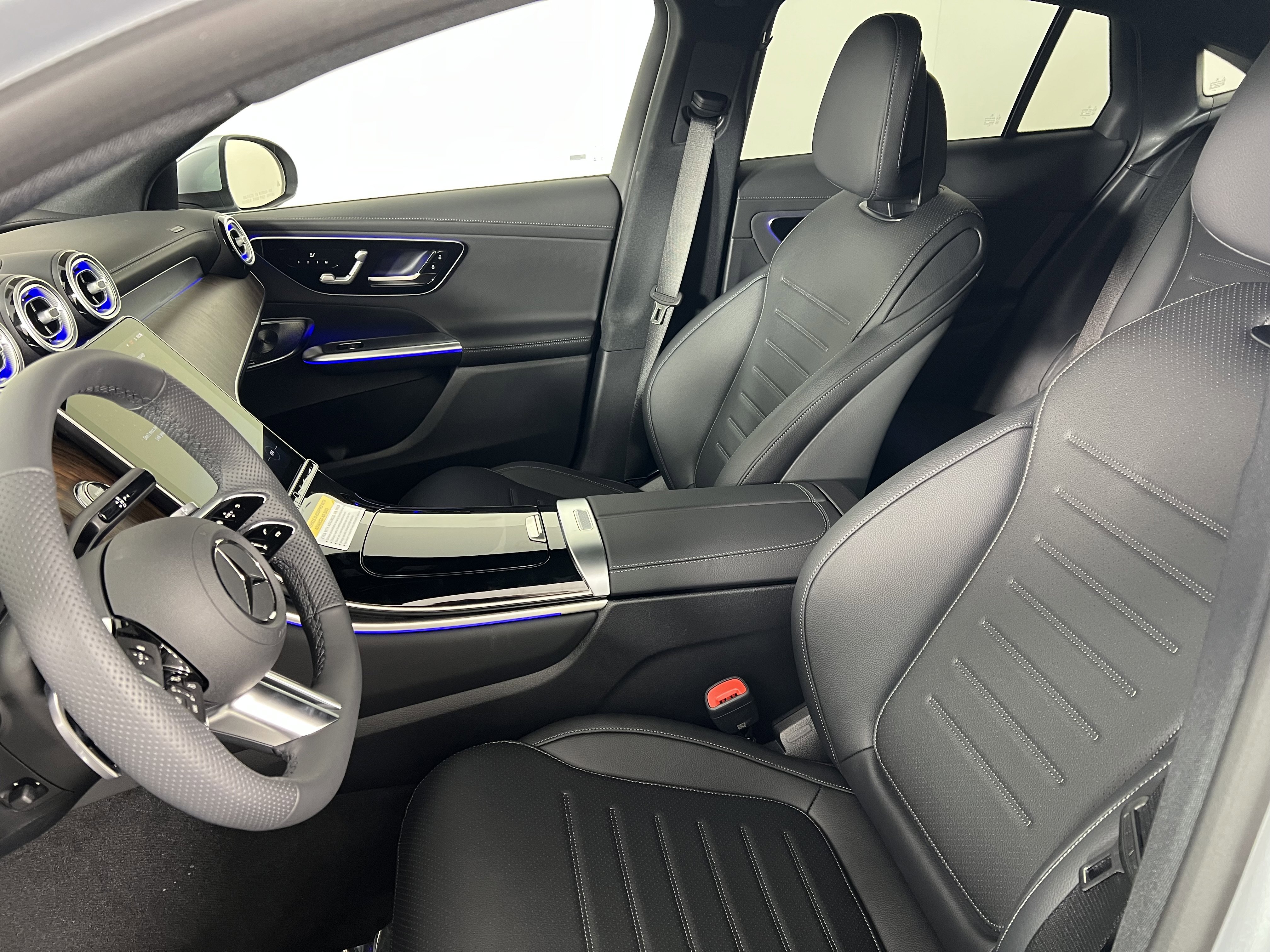 New 2026 Mercedes-Benz GLC 300 4MATIC image 17