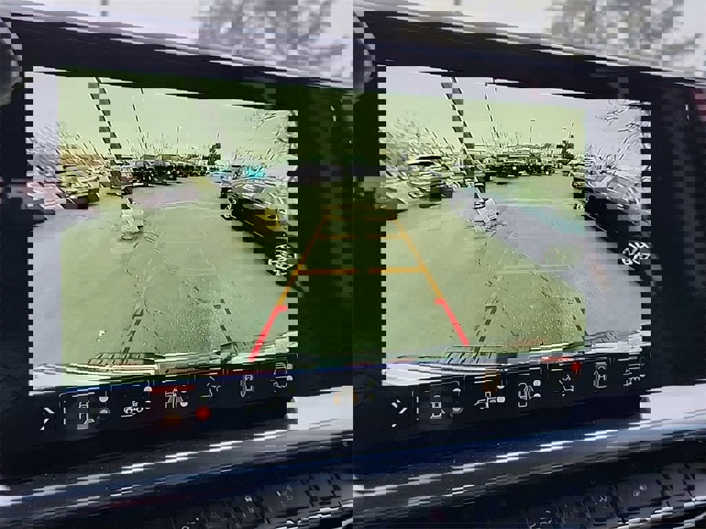 New 2025 GMC Sierra 2500 SLT w/ SLT Premium Package image 13